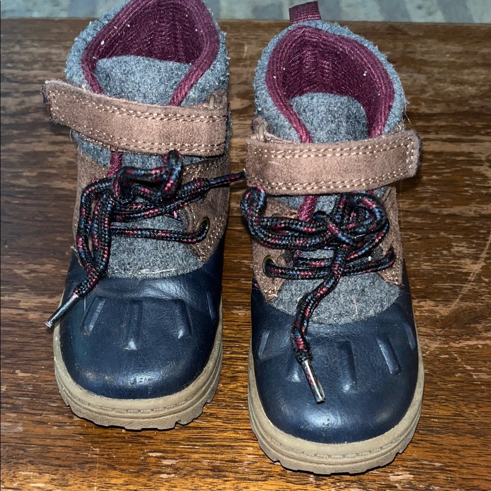 Carter's Kids Boots (Size 7)